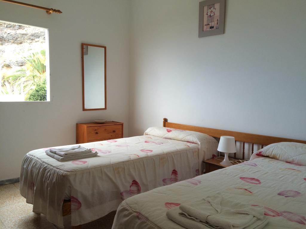 Apartamentos Dominguez Calera الغرفة الصورة