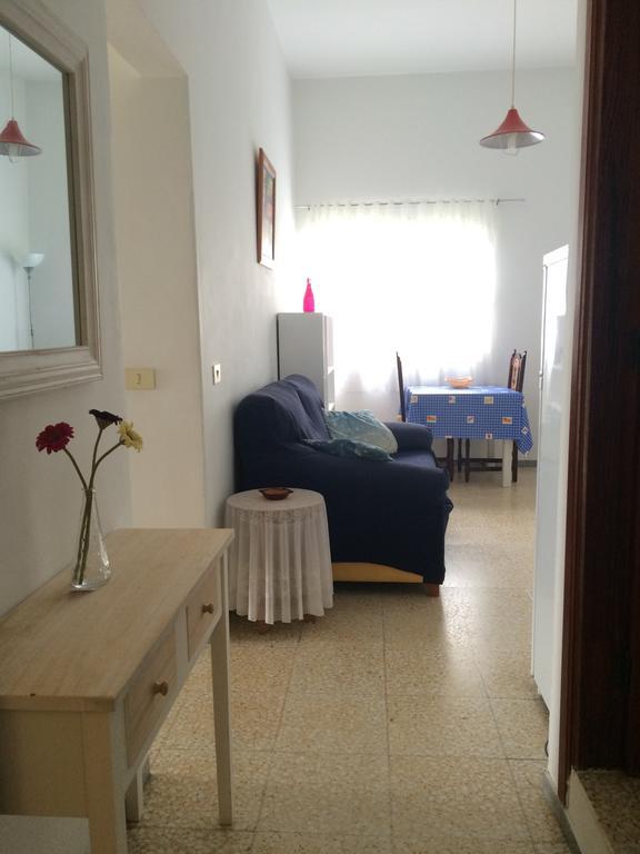 Apartamentos Dominguez Calera الغرفة الصورة