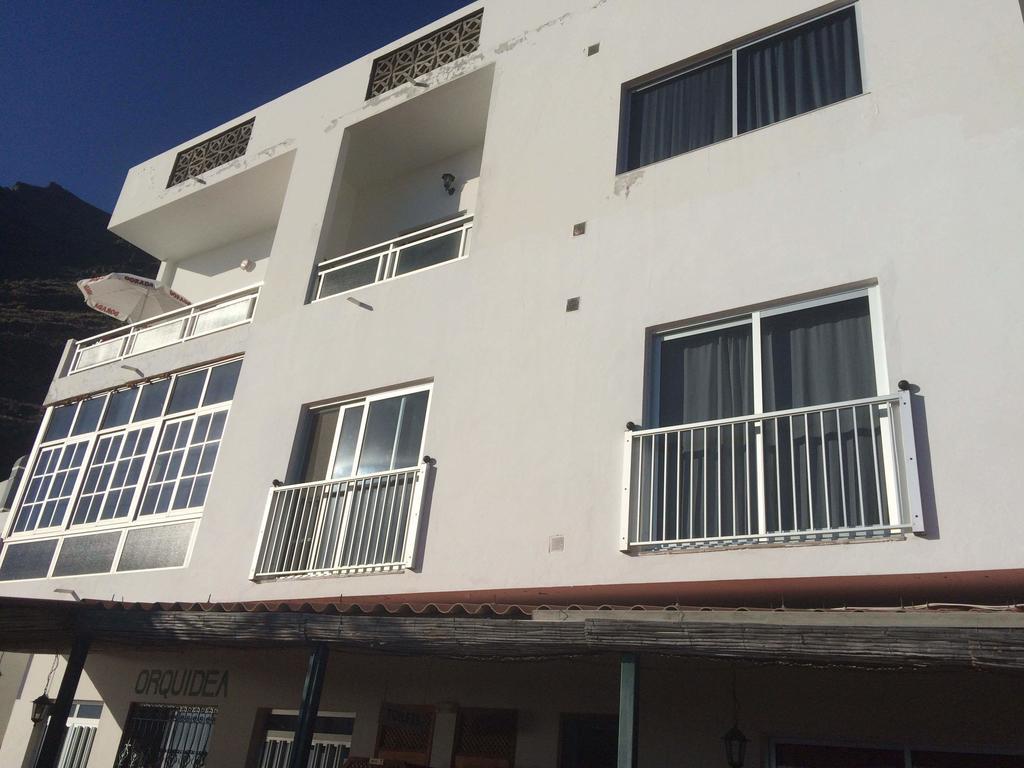 Apartamentos Dominguez Calera المظهر الخارجي الصورة